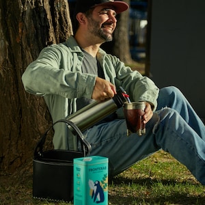 Father&#39;s Day Premium Mate Gift Set – Handcrafted Gourd Cup + Flavored Yerba in Tin + XL Tote | Unique Argentine Ritual Kit