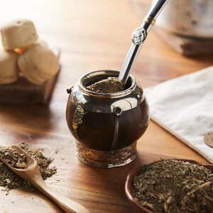 Mate de diseño argentino, Mate de Calabaza y Plata Alemana, Mate Argentino Artesanal Único, Mate Argentino especial, Mate Premium, Regalo Argentino