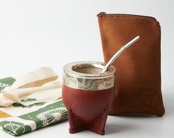 Mate Cup & Leather Yerba Kit – Handcrafted Gourd with German Silver + Tote Bag | Perfect Gift for Mom or Dad – Argentine Picnic Set