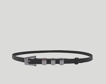 Ceinture fine avec boucle en métal argenté, marron ou noir