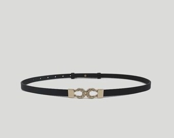 Ceinture fine minimaliste avec petite boucle en métal doré en marron ou noir