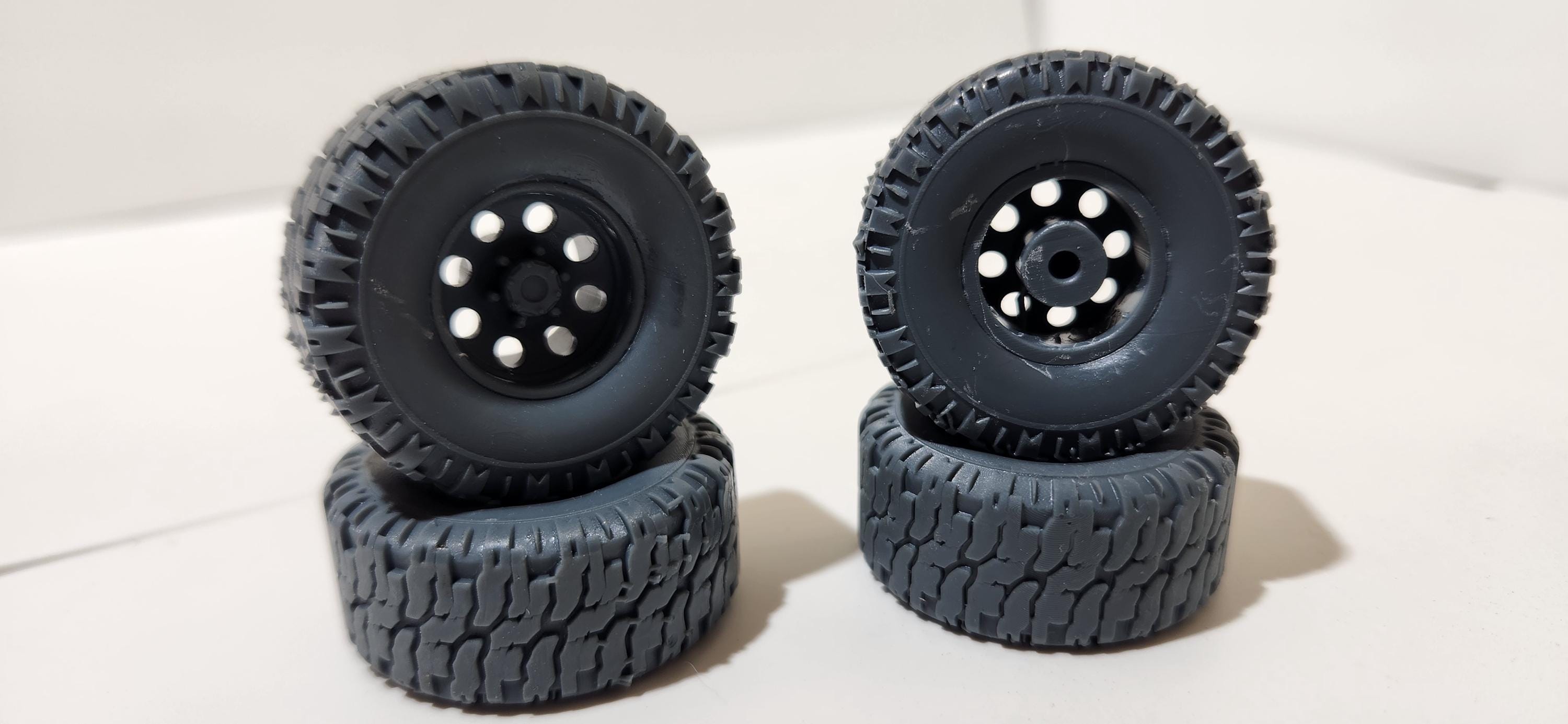 Modellbau-Räder 1:24 - 15 Zoll Aftershock Mit 35 Zoll Schlammreifen Aus