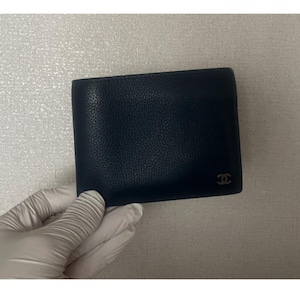 Cartera plegable CHANEL azul marino excepcional: auténtica, usada, verificada por Koibito de Corea