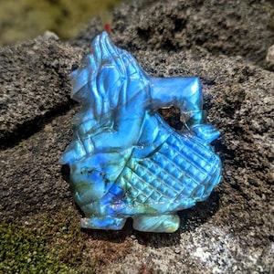Semar Carving Indonesisk Wayang | Handskuren stenfigur | Javanesisk andlig staty | Unik kulturell ädelsten