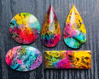 Cabujón de raíz de palma fosilizada, 5 piezas teñidas con colores arcoíris