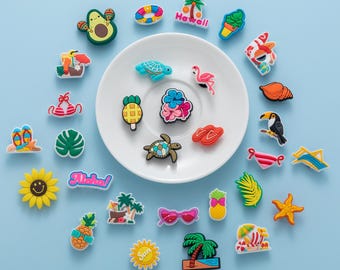 Set de 30 dijes Crocs: dijes para zapatos de playa de verano, para niños y adolescentes