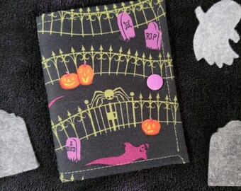 Haunted Cemetery Thread Bed