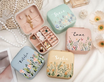 Personalized Square Jewelry Box, Custom Name Travel Case, Bridesmaid Gift, Wedding Favor, Mother's Day Gift, Bridal Party Gift, Gift for Her