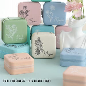 Custom Jewelry Boxes Personalized Name Jewelry Box for Bridesmaids Birth Month Flower Travel Case Birthday Gift Bridal Party Gifts for Her