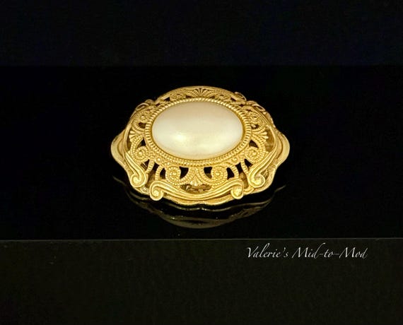 Vintage Miriam Haskell Faux Pearl Brooch: Signed … - image 2