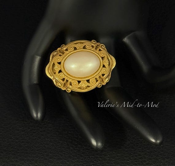 Vintage Miriam Haskell Faux Pearl Brooch: Signed … - image 1