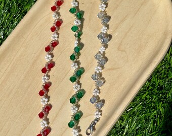 Daisy Flower Beaded Bracelet: Seed Bead Floral Jewelry