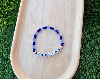 Pulsera de cuentas Darling / Pulsera de cuentas de semillas hecha a mano, regalo de Booktok