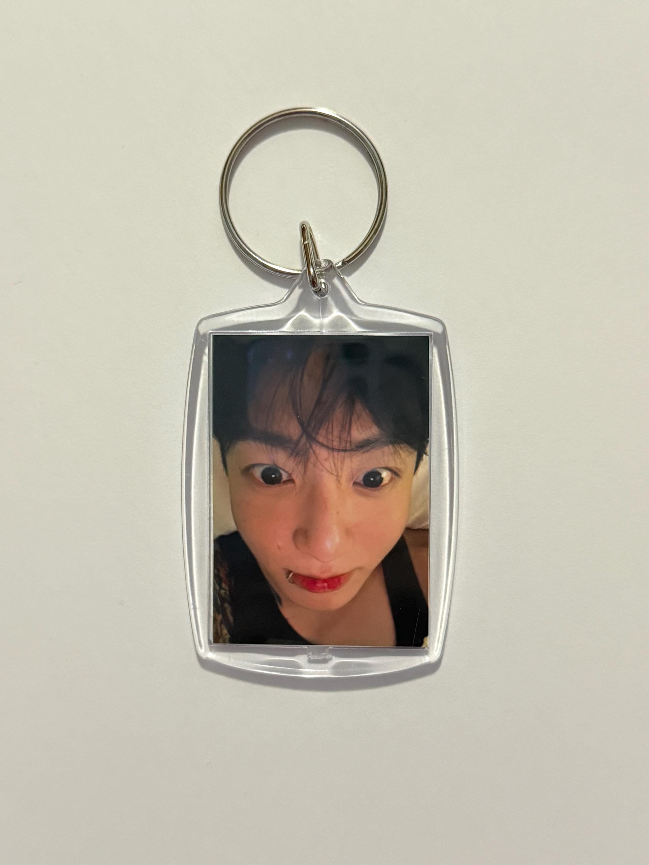 Bts taehyung keyring - Etsy 日本
