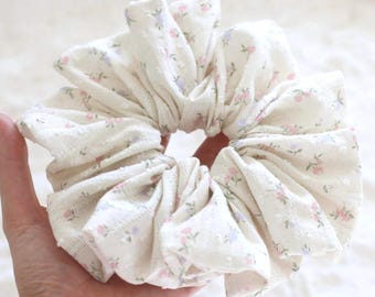 Vintage Floral Scrunchie | Cream Cottagecore Ruffle Hair Tie | Romantic Accessory