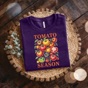 Tomato Season Shirt – Heirloom Tomato Tee – Funny Garden Shirt – Veggie Garden Lover Gift – Farmers Market Shirt – Summer Gardening T-Shirt