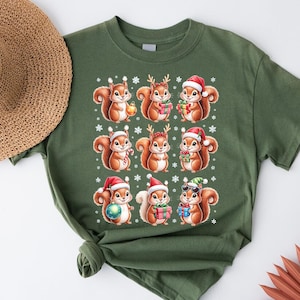Cute Christmas Squirrel Shirt – Holiday Cartoon Squirrels Tee – Festive Animal Lover Gift – Santa Hat & Reindeer Antler Graphic Top