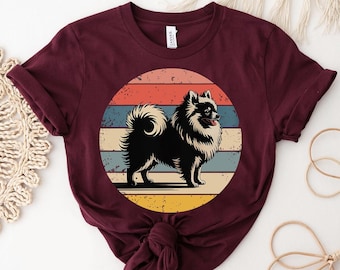Retro Pomeranian Dog T-Shirt: Vintage Striped Graphic Tee