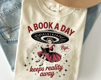 Retro UFO-Buch-Liebhaber-T-Shirt: Alien-Entführungs-Lesung Tee