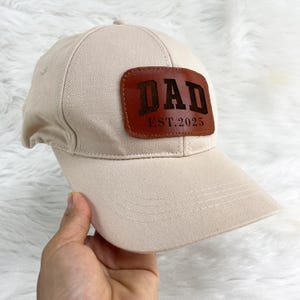 Chapéu personalizado para o pai com os nomes dos filhos | Presente personalizado para o Dia dos Pais | Boné de beisebol com remendo de couro | Presente de aniversário exclusivo para o pai | Ajuste ajustável
