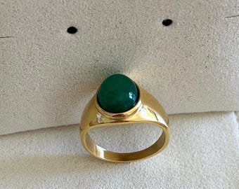Green gemstone oval ring made of stainless steel for women – 18K gold-plated, waterproof – gold – statement – gift – onyx – jade – Christmas