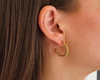 Twisted Hoop Earrings – Twist Style – Stainless Steel 18K Gold Plated – Gold & Silver – Jewelry for Women – Elegant Hoops – Christmas