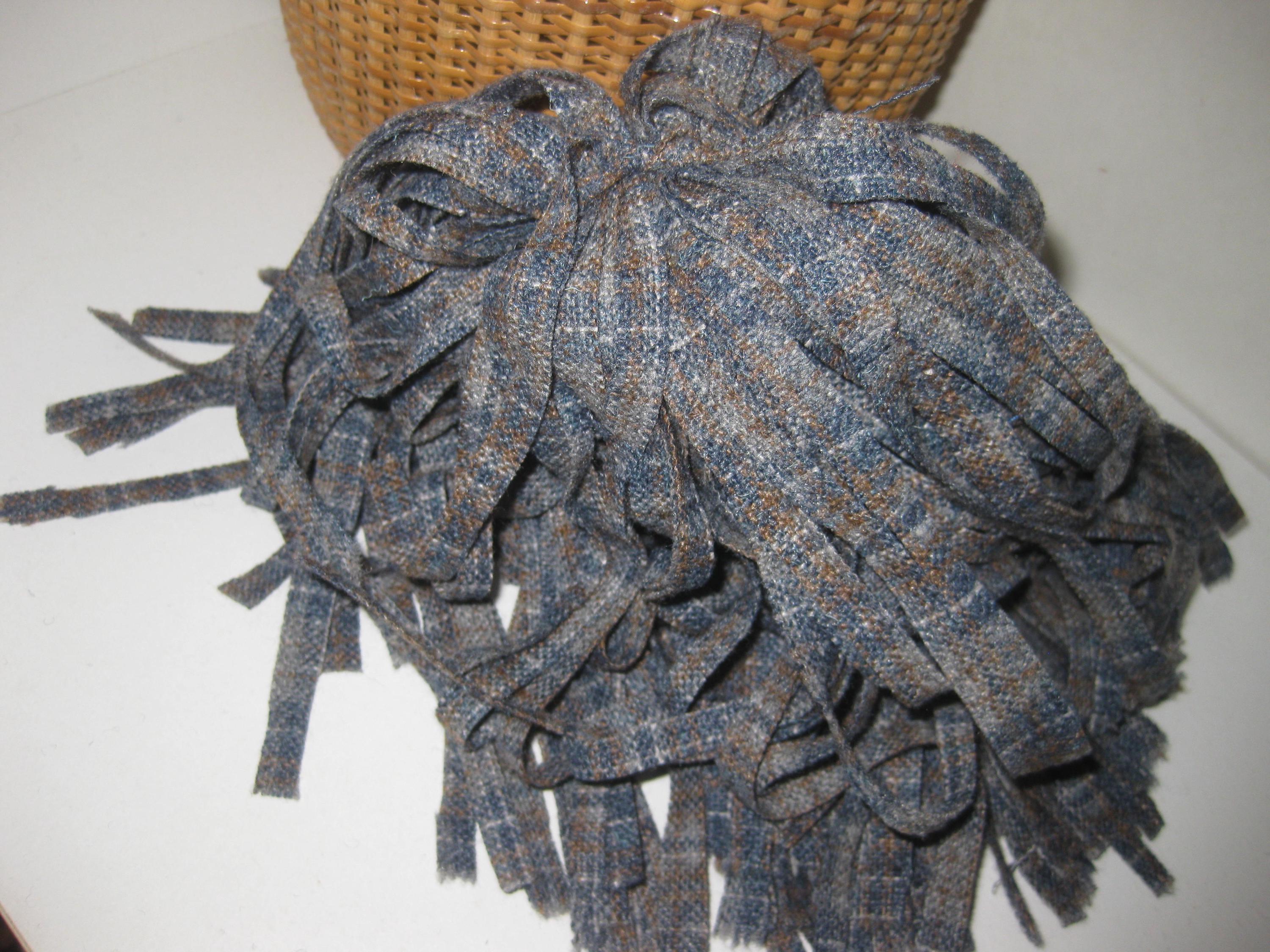 100 Cut Wool Rug Hooking Strips in Plaid Colors - Etsy