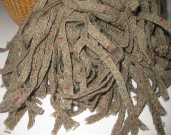 100 Cut Strips Of Brown And Beige Wool For Rug Hooking Projects