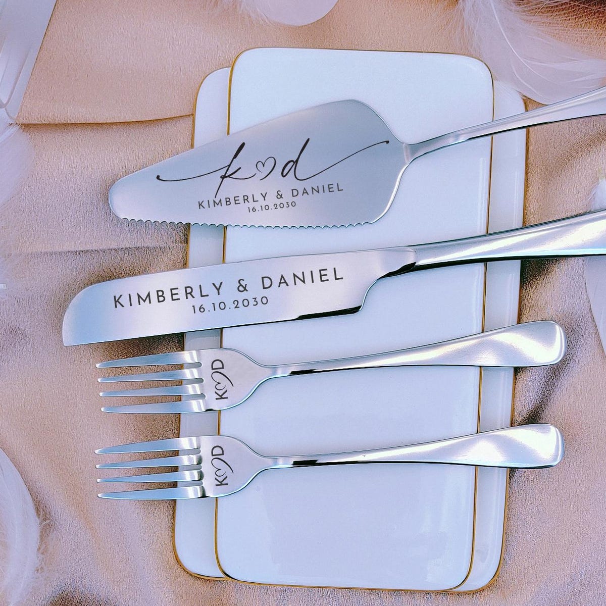 Personalized Engraved Cake Cutting Serving Set