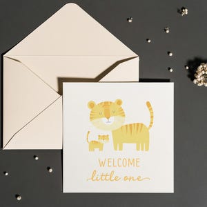 Cartão de boas-vindas para bebê para impressão - Design quadrado "Bem-vindo, pequeno" - Cartão de felicitações digital fofo, download instantâneo, cartão de bebê 5x5