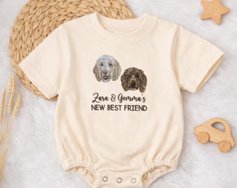 Pelele personalizado para bebé con bordado "Dos nuevos mejores amigos", body personalizado con nombre de mascota, regalo para amantes de los Goldendoodle esponjosos