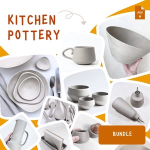 Puede incluir: Una colección de cerámica de cocina en tonos neutros, que incluye platos, cuencos, tazas y utensilios para servir. La imagen presenta una variedad de artículos de cerámica, como una taza, una jarra y un jabonera. El texto "KITCHEN POTTERY" se muestra en la parte superior.