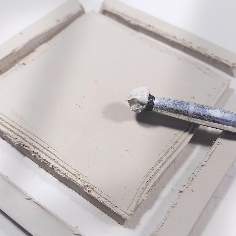 Cutting clay base for slab pottery tealight house | DIY ceramic lantern template | pottery tools and printable guide