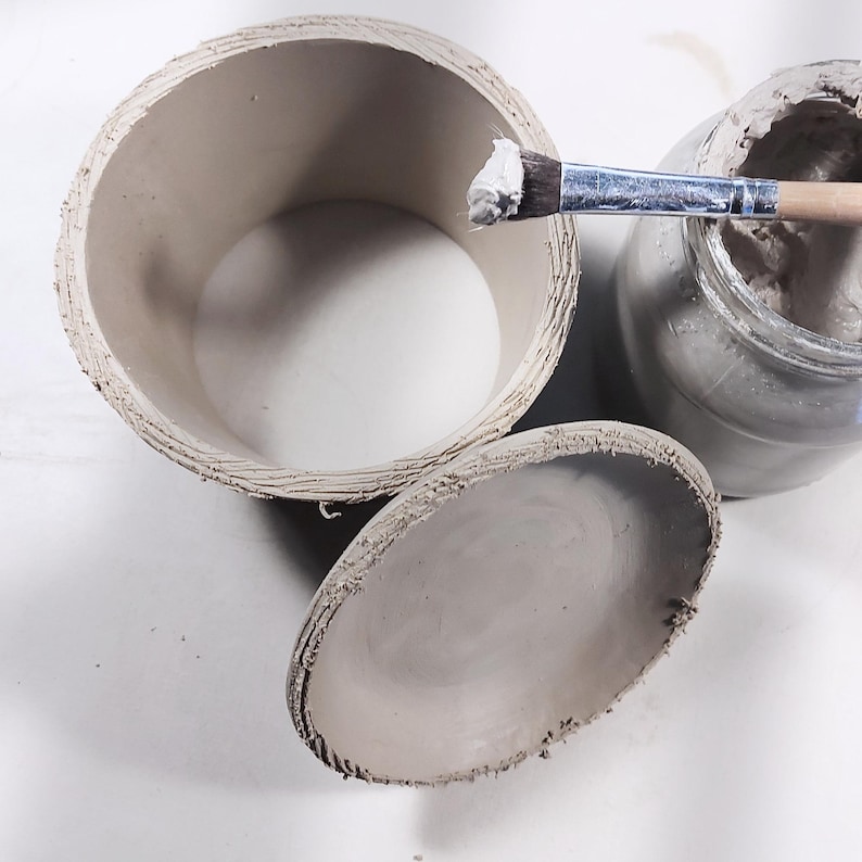 Assembling slab pottery storage jar | scoring and slipping clay surfaces | DIY ceramic container template