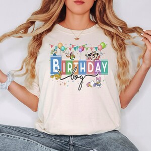Maglietta per festeggiato, Festa magica con gli amici dei cartoni animati, T-shirt con personaggi Disney, Vestito per feste per bambini, T-shirt con regalo di buon compleanno per fan Disney