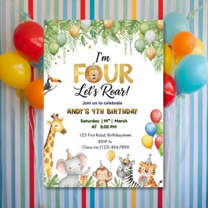 Pode incluir: Um convite de aniversário colorido com o texto "I'm FOUR Let's Roar!" e uma ilustração de leão. O convite inclui detalhes para o 4º aniversário de Andy, com ilustrações de animais e balões. O convite é decorado com elementos temáticos da selva.