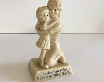 Vintage Mother and Child Figurine - R&W Berries Co's 1979 - Best Mom Gift