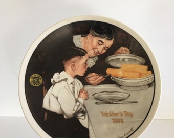 vtg plate, vintage decorative plate, vintage norman rockwell, norman rockwell plate, mother's day plate, mother's day gift, 1980s gift, 1989