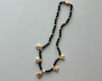 Vintage Elephant Necklace - 1960s Animal Jewelry - Unique Costume Accessory
