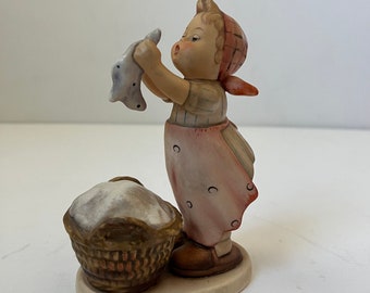 Wash Day Goebel Hummel Figurine #321 (1957) | Vintage Porcelain Laundry Girl Collectible