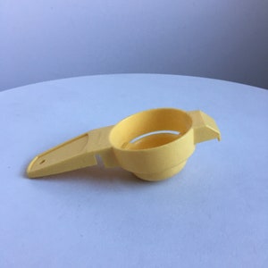 Vintage Tupperware Egg Separator - Yellow Kitchen Gadget - 1970s