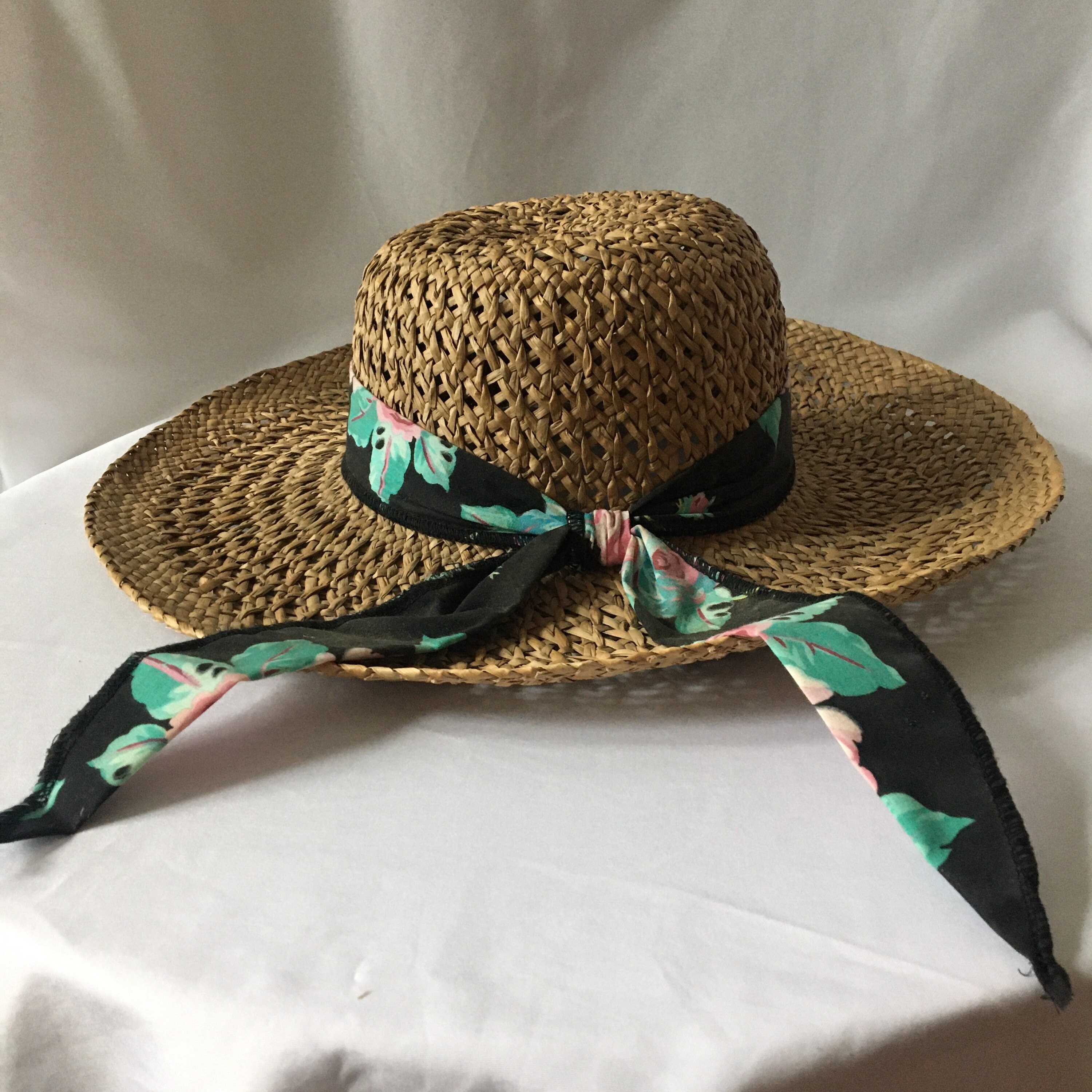 ??1990s Nordstroms Floral Straw Hat- 894 $50 or $45 w/offer Vintage 90s Straw Hat With Dusty Rose - Etsy main image 4