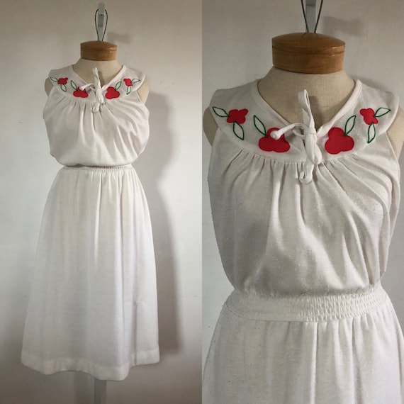vtg dress, vintage strawberry dress, vintage flora