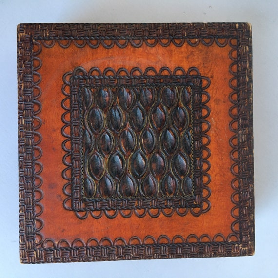 Vintage Carved Wooden Jewelry Box in Orange and B… - image 10