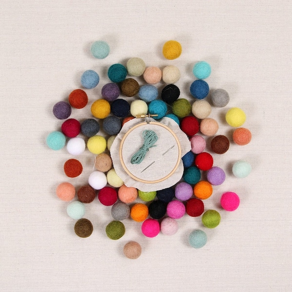 Blossom Pom Palette // Felt Pom-Poms // Multi Colored Felt Balls, DIY  Garland Kit, Rainbow Crafts, Wool Beads, Decor