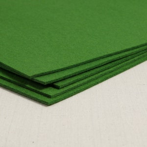 Feutre épais // Vert conifère // Feuilles de feutre de laine mérinos 3 mm, fabrication de sacs, décoration d&#39;intérieur, tissu épais, feutre dense, couture en feutre