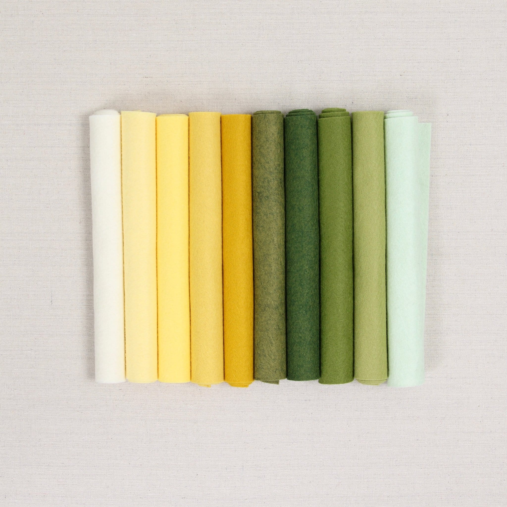 37 Fabulous Felt Crafts For Kids: Simple and Budget-Friendly 26 Wool Felt