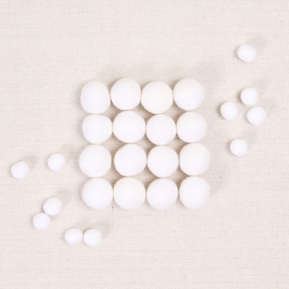 Felt Balls // White // Felt Pom Poms, Felt Flower Supplies, Felt Supplies, DIY Garland, Felting Balls, Felt Beads, White Wool Balls, Crafts