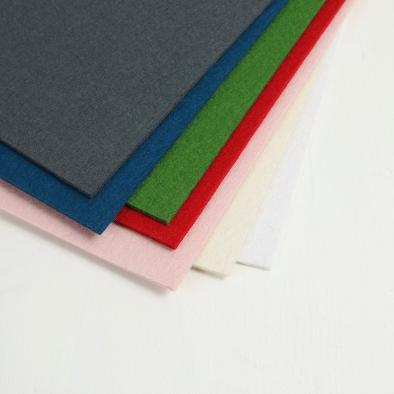 Thick felt // Plie Pink // 3mm Merino Wool Felt Sheets, Bag Making, Interior Design, Thick Fabric, Dense Felt, Felt Stitching image 2