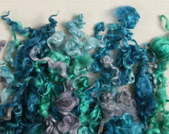 Wensleydale Curls// Blue // Wool Curls, Wool Roving, Needle Felting, Wet Felting, Gnome Beards, Fiber Details ,Green Curly Fibers